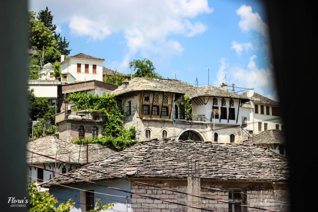 Flora'S Guesthouse 'The Fir Gate' Gjirokastër Exterior foto